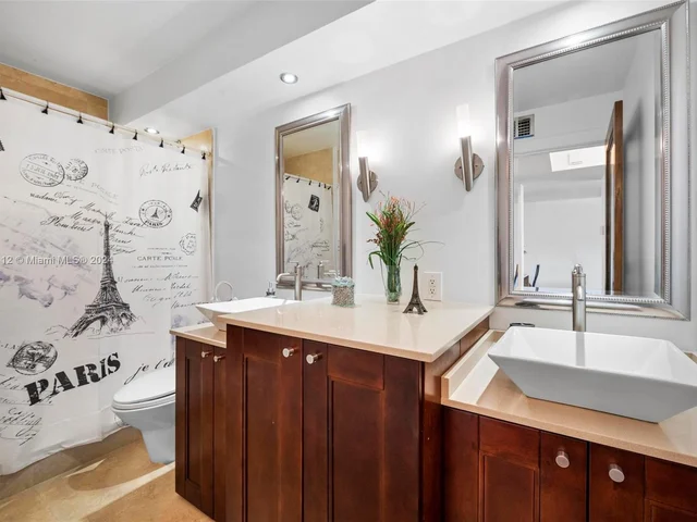 730 Pennsylvania Ave # 412, Miami Beach FL 33139