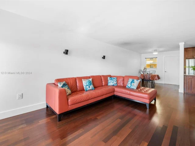 730 Pennsylvania Ave # 412, Miami Beach FL 33139