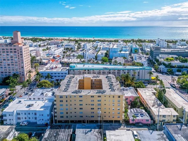 730 Pennsylvania Ave # 412, Miami Beach FL 33139