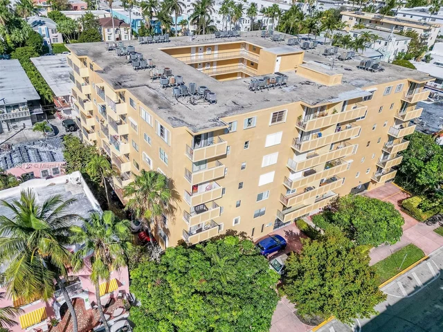 730 Pennsylvania Ave # 412, Miami Beach FL 33139