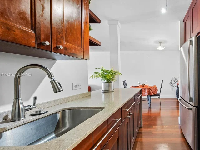 730 Pennsylvania Ave # 412, Miami Beach FL 33139