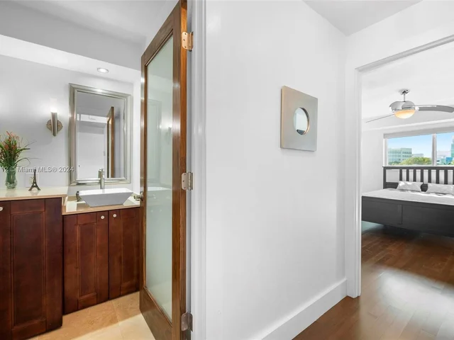 730 Pennsylvania Ave # 412, Miami Beach FL 33139