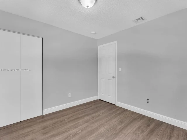 3811 NW 207th St, Miami Gardens FL 33055