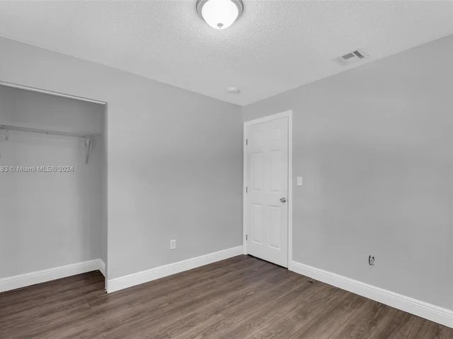 3811 NW 207th St, Miami Gardens FL 33055