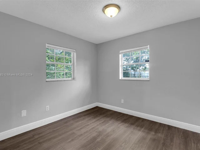 3811 NW 207th St, Miami Gardens FL 33055