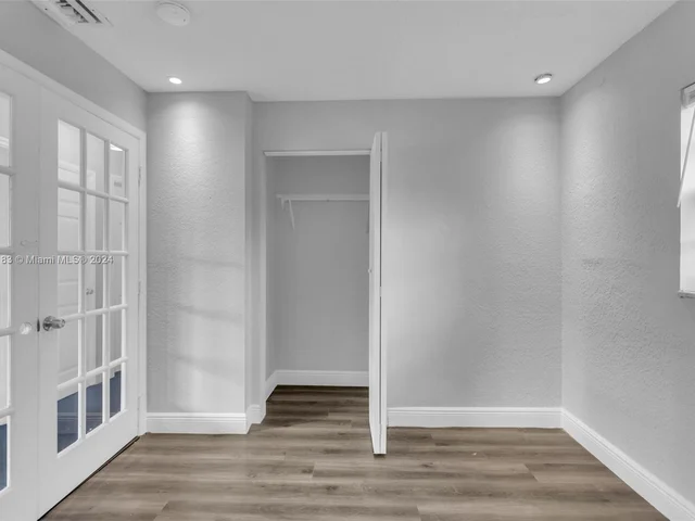 3811 NW 207th St, Miami Gardens FL 33055