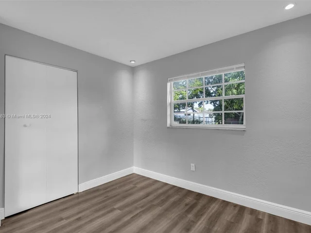 3811 NW 207th St, Miami Gardens FL 33055