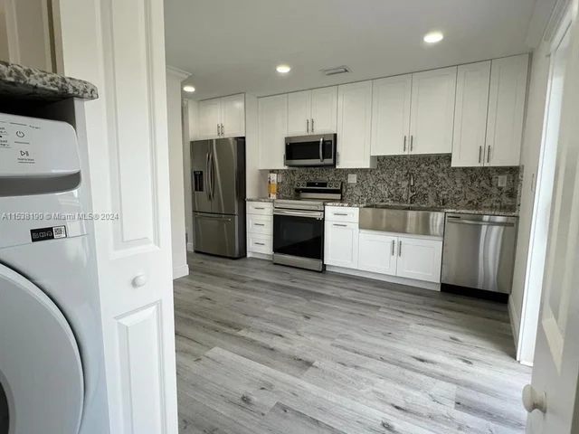 3421 NE 5th Ave # C, Pompano Beach FL 33064