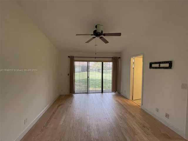 16606 Greens Edge Cir # 87, Weston FL 33326