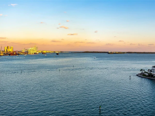 335 S Biscayne Blvd # 1505, Miami FL 33131