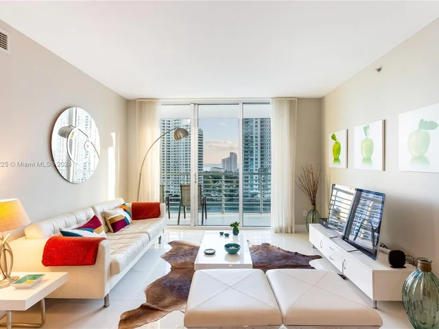 335 S Biscayne Blvd # 1505, Miami FL 33131