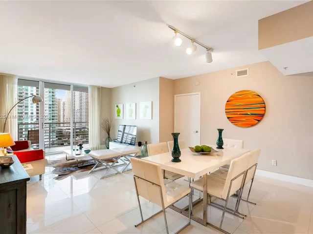 335 S Biscayne Blvd # 1505, Miami FL 33131