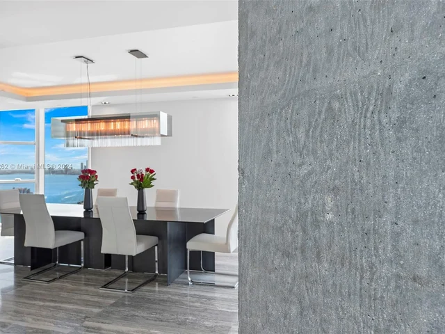 300 S Pointe Drive, Miami Beach FL 33139