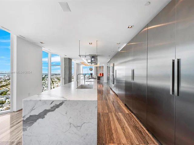 300 S Pointe Drive, Miami Beach FL 33139