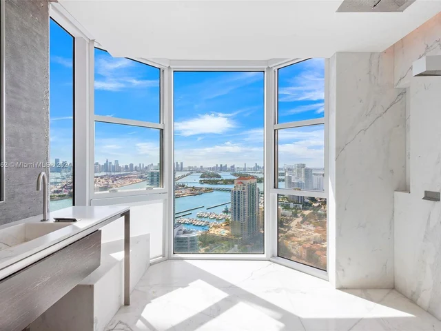 300 S Pointe Drive, Miami Beach FL 33139