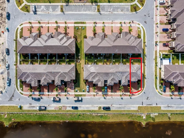 3358 W 112th St # 3358, Hialeah FL 33018