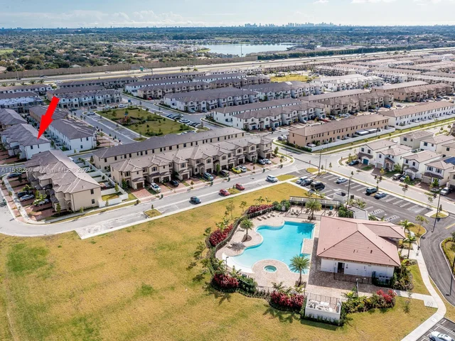 3358 W 112th St # 3358, Hialeah FL 33018