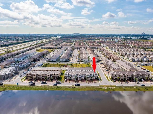 3358 W 112th St # 3358, Hialeah FL 33018