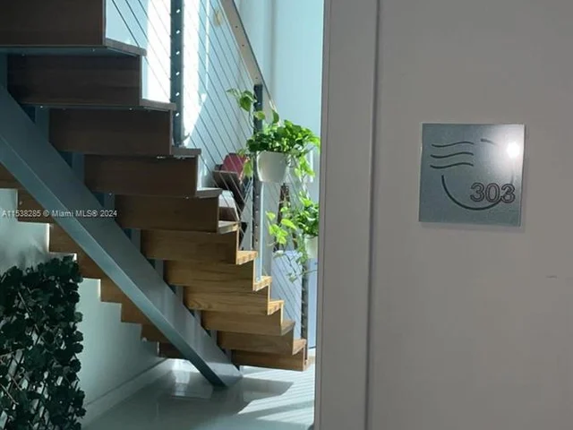 350 S Miami Ave # 303, Miami FL 33130