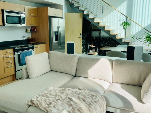 350 S Miami Ave # 303, Miami FL 33130