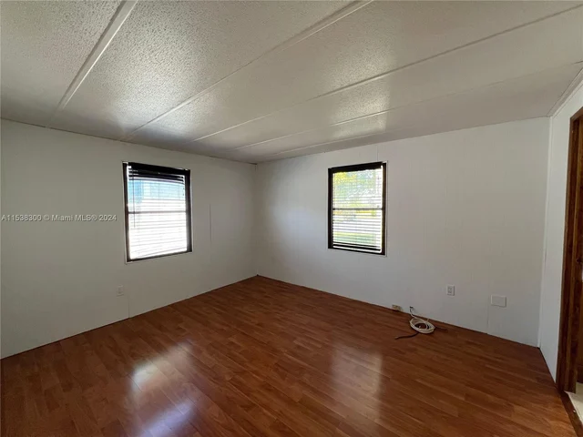 21431 NW 7th Ct, Pembroke Pines FL 33029