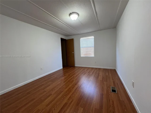 21431 NW 7th Ct, Pembroke Pines FL 33029