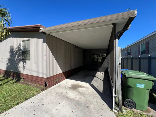 21431 NW 7th Ct, Pembroke Pines FL 33029