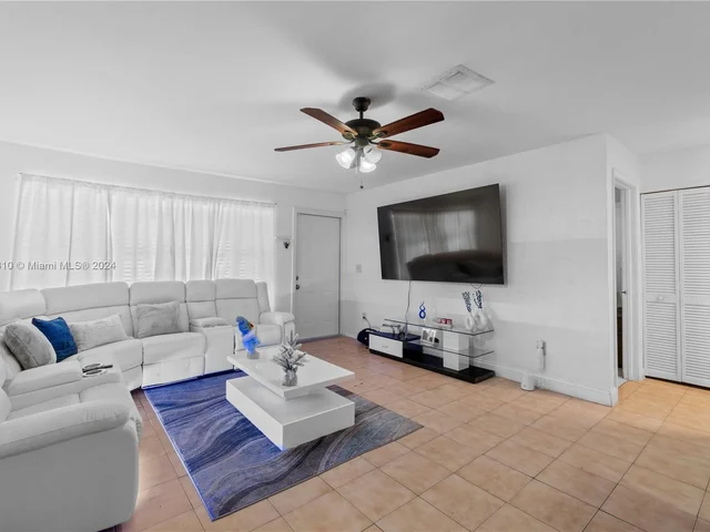 18826 NW 45th Ave # 0, Miami Gardens FL 33055