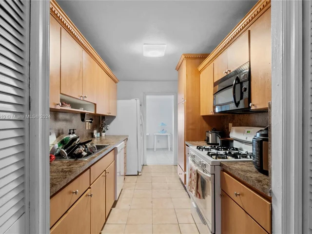 18826 NW 45th Ave # 0, Miami Gardens FL 33055