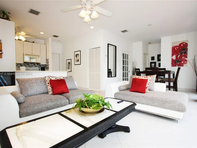 1611 Jackson St, Hollywood FL 33020