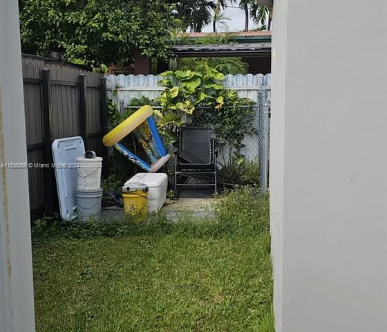 1140 NW 37th Ave, Miami FL 33125