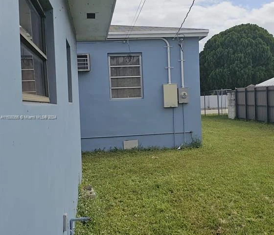 1140 NW 37th Ave, Miami FL 33125