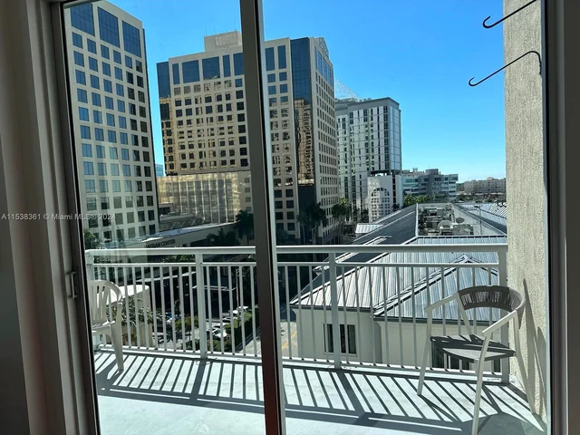 9055 SW 73rd Ct # 610, Miami FL 33156