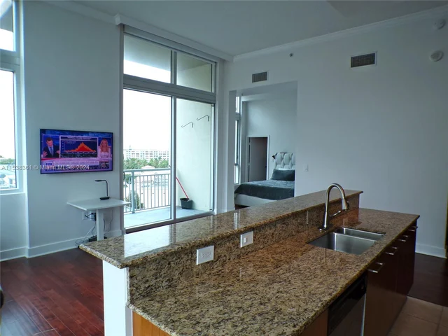 9055 SW 73rd Ct # 610, Miami FL 33156