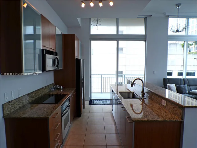 9055 SW 73rd Ct # 610, Miami FL 33156