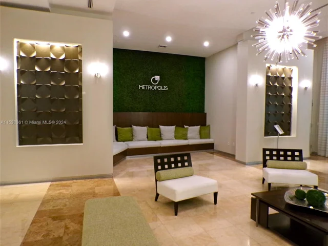 9055 SW 73rd Ct # 610, Miami FL 33156