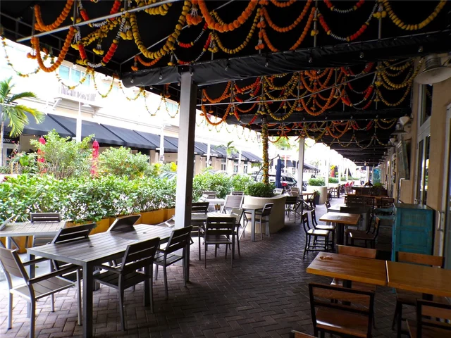 9055 SW 73rd Ct # 610, Miami FL 33156