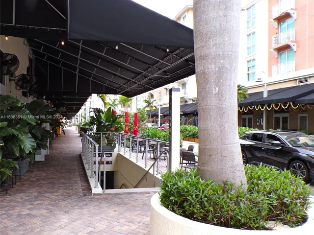 9055 SW 73rd Ct # 610, Miami FL 33156