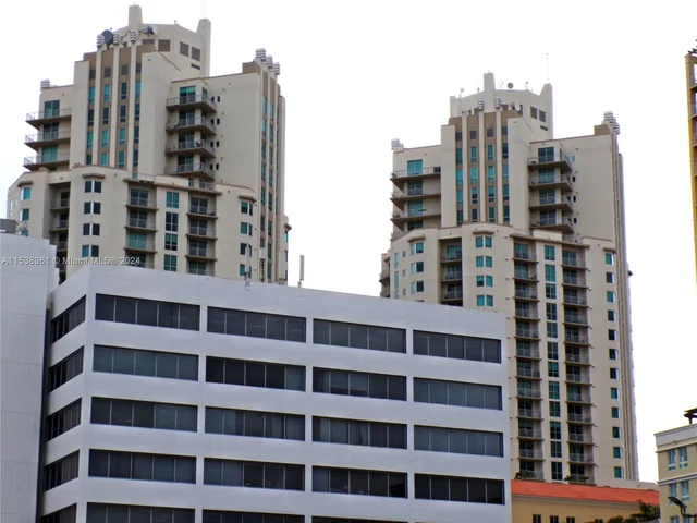 9055 SW 73rd Ct # 610, Miami FL 33156