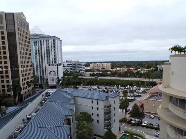 9055 SW 73rd Ct # 610, Miami FL 33156