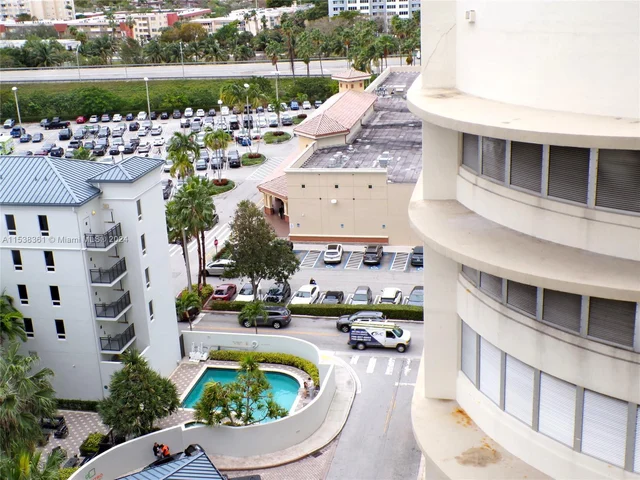 9055 SW 73rd Ct # 610, Miami FL 33156