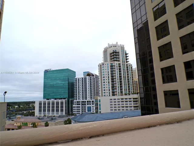 9055 SW 73rd Ct # 610, Miami FL 33156