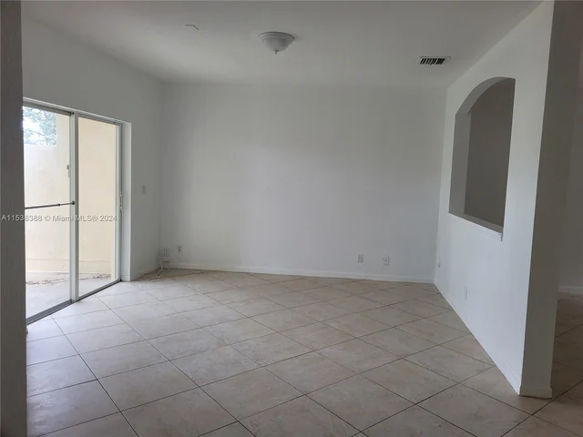 11338 NW 33rd St # 11338, Sunrise FL 33323