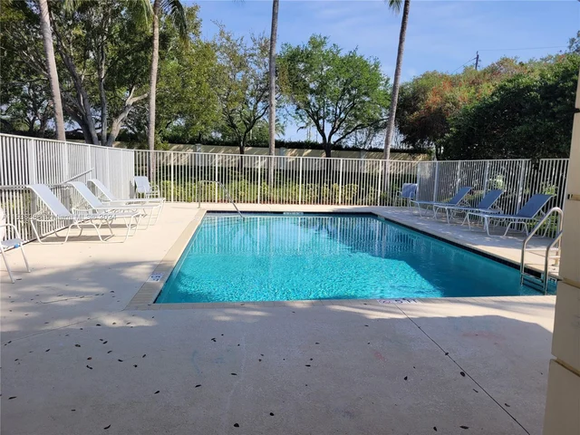 11338 NW 33rd St # 11338, Sunrise FL 33323