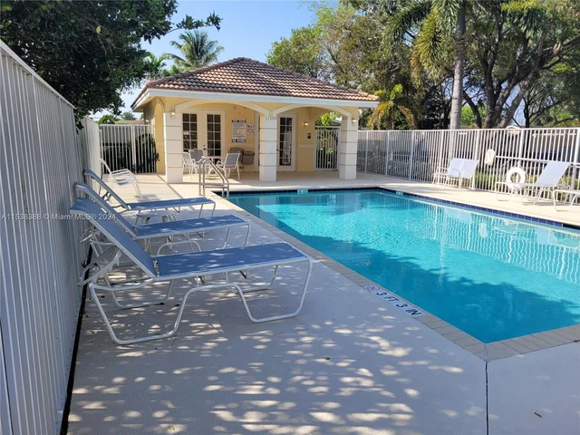 11338 NW 33rd St # 11338, Sunrise FL 33323