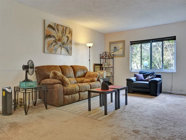 5160 SW 40th Ave # 8D, Dania Beach FL 33314