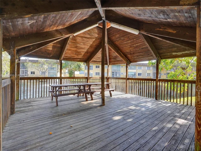 5160 SW 40th Ave # 8D, Dania Beach FL 33314