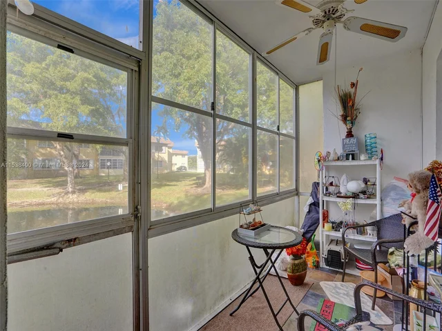 5160 SW 40th Ave # 8D, Dania Beach FL 33314