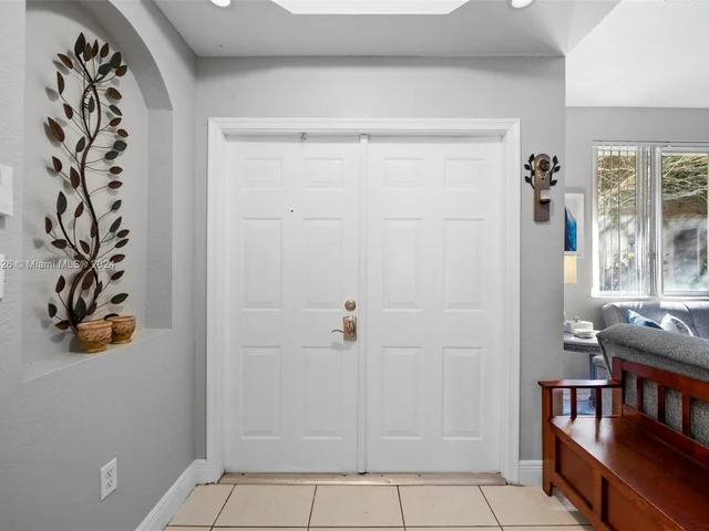 6657 Hidden Cove Dr # 7, Davie FL 33314