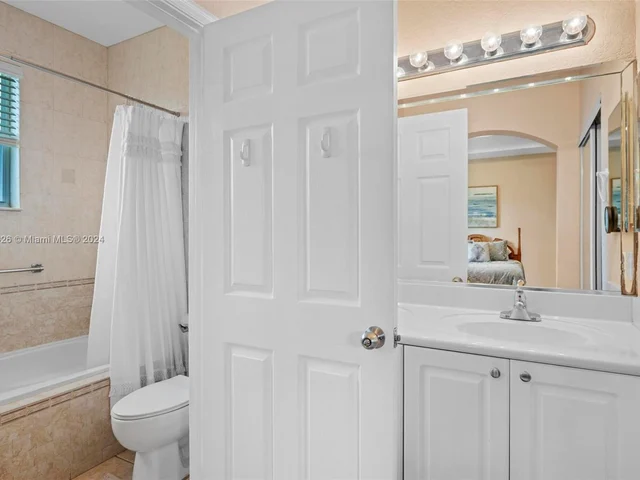 6657 Hidden Cove Dr # 7, Davie FL 33314